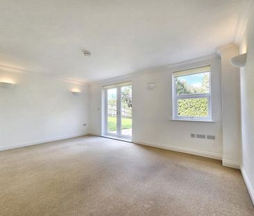 2 bedroom maisonette to rent - Photo 1