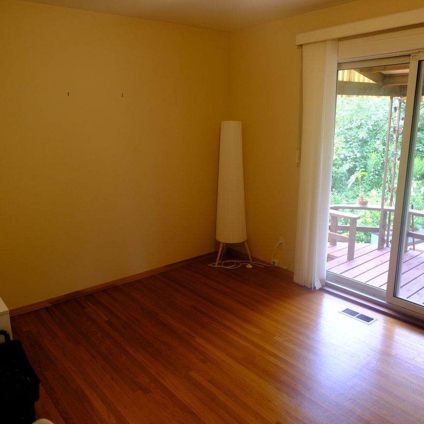 For Lease - 64 Grove Park Crescent, Toronto, Ontario - Photo 1