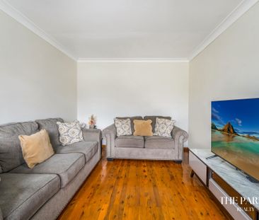 Charming 3-Bedroom Home - Photo 1