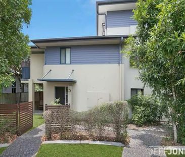 Greenslopes - Photo 6