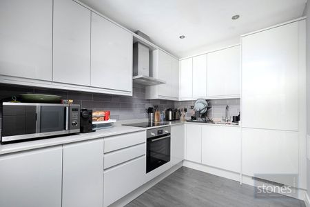 Elm Park, Stanmore - Photo 4