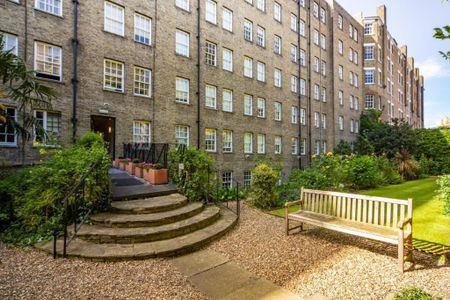 3 bedroom flat to rent - Photo 4