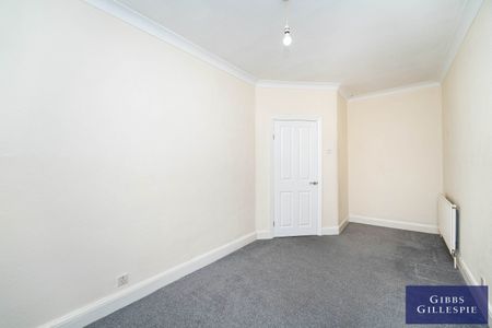 3 Bedroom Flat to rent - Photo 5