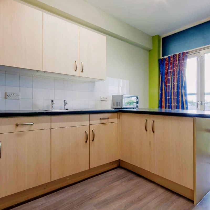 Ensuite - Gold - Photo 1