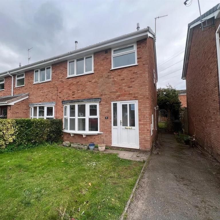 3 bedroom semi-detached house to rent - Photo 1