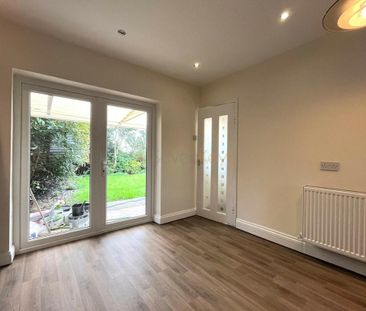 2 bedroom semi-detached house to rent - Photo 6