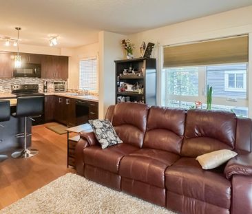 Bright & Air Conditioned 2 Bed Condo In Copperfield | 2 Parking Sta... - Photo 6