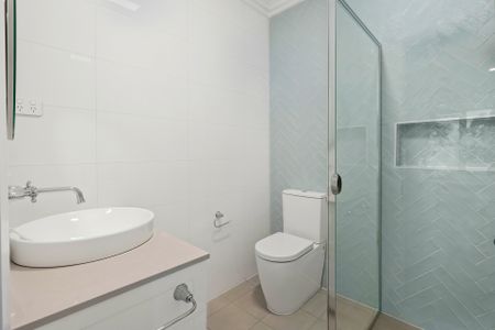 GORGEOUS AS NEW BEAUTY WITH YARD MAINTENANCE INCLUDED! - Photo 2