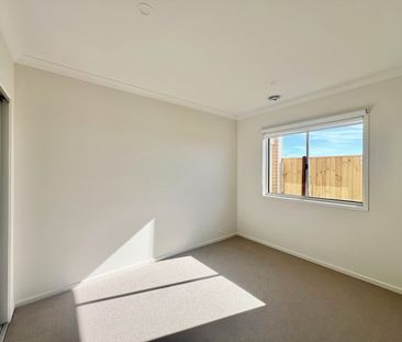 Stylish, Convenient Living - Photo 6