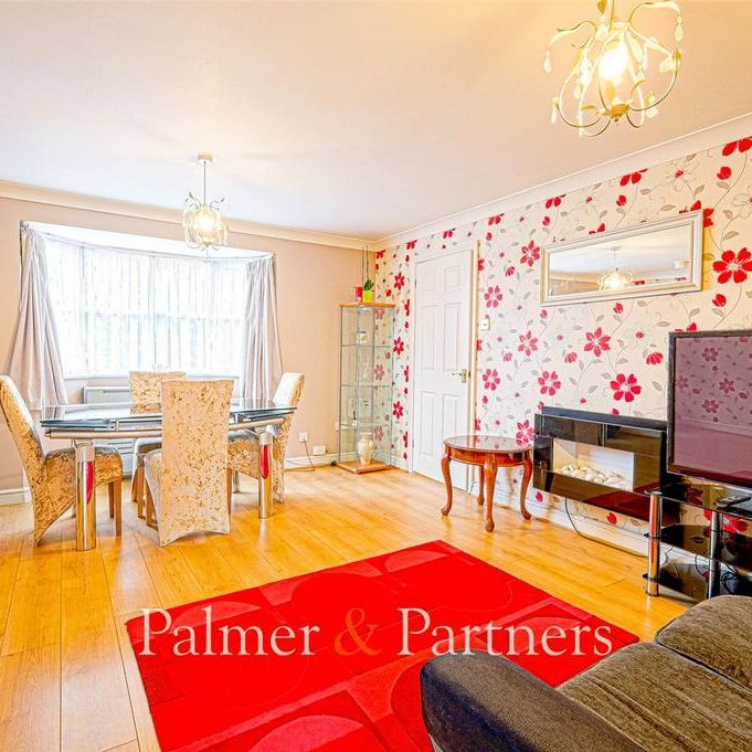 3 bedroom semi-detached house to rent - Photo 1