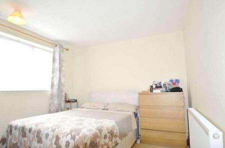 Napier Court, Outram Road, Croydon, CR0 - Photo 2