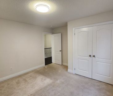 For Lease - 1263 Peelar Crescent, Innisfil, Ontario - Photo 5