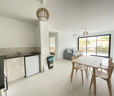Appartement - Aix-En-Provence (13100) - 47.25 m² - - Photo 2