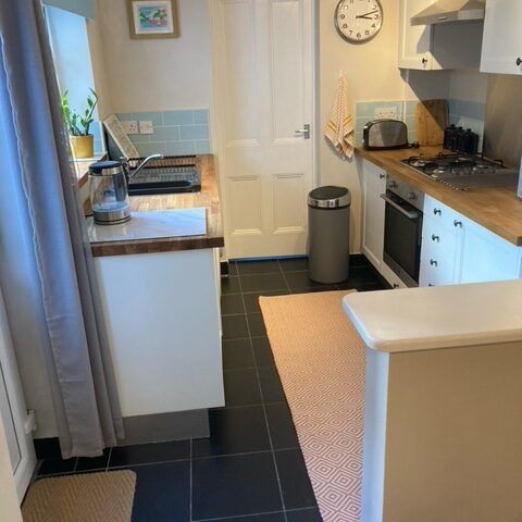 1 Bedroom Garden Flat to let in Bedminster, Bristol - Photo 1