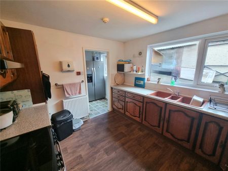 1 Bedroom House Share To Rent - Photo 4