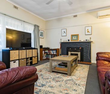 15 Floral Avenue - Photo 2