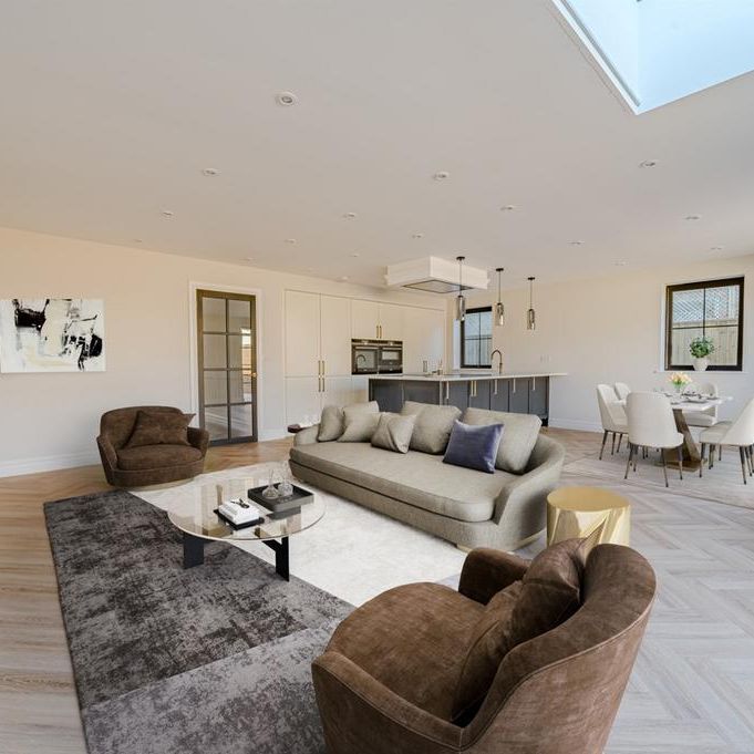 4 bedroom detached house to rent - Photo 1