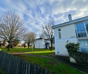 12a Lesley Heights, Greenisland, Carrickfergus, BT38 8TB - Photo 2