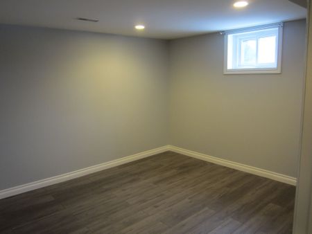 For Lease - 1159 Ridgecrest Avenue Unit# Lower, Oshawa, Ontario - Photo 4