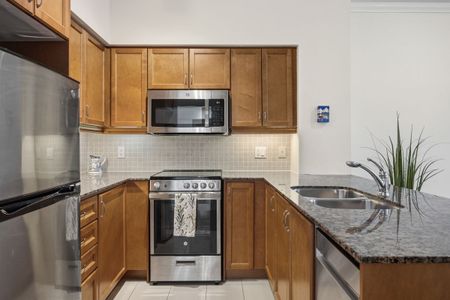 For Lease - 319 Merton Street Unit# PH10, Toronto, Ontario - Photo 3