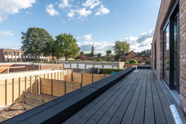 Nieuw 2-slpk appartement met terras en carport te Turnhout. - Foto 1