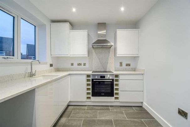 Horbury View, Ossett, WF5 - Photo 1