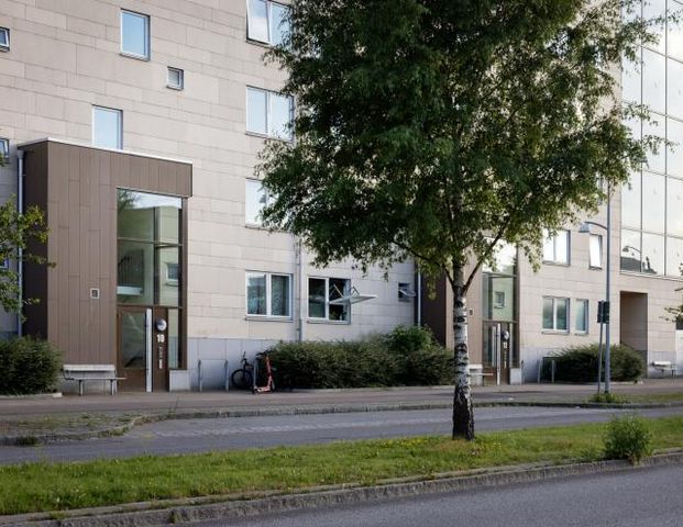 Färgfabriksgatan 12 - Photo 1