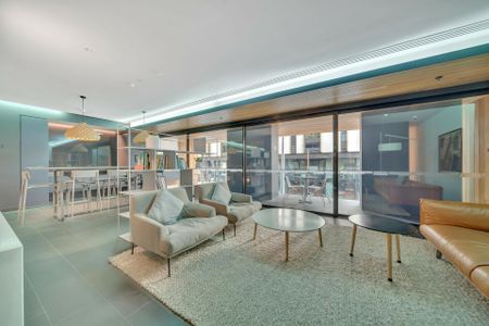 Spacious 2-Bedroom Apartment in Prime Melbourne CBD Location - Available for rent! - Photo 4