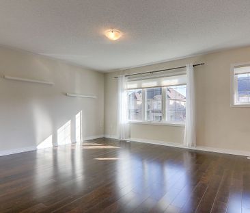 For Lease - 409 Switchgrass Street, Oakville, Ontario - Photo 3