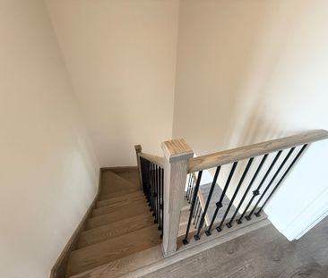 For Lease - 22 Robert Eaton Avenue, Markham, Ontario - Photo 4