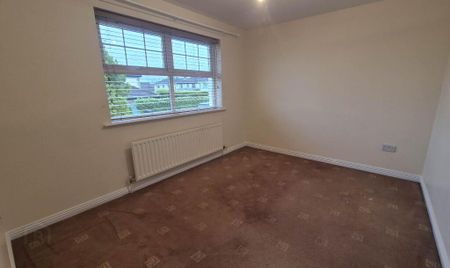 16 Woodlee, Culmore, Derry, BT48 8GA - Photo 3