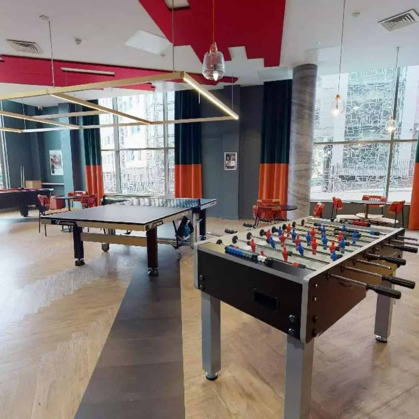 3-Bed Silver Room - Photo 1