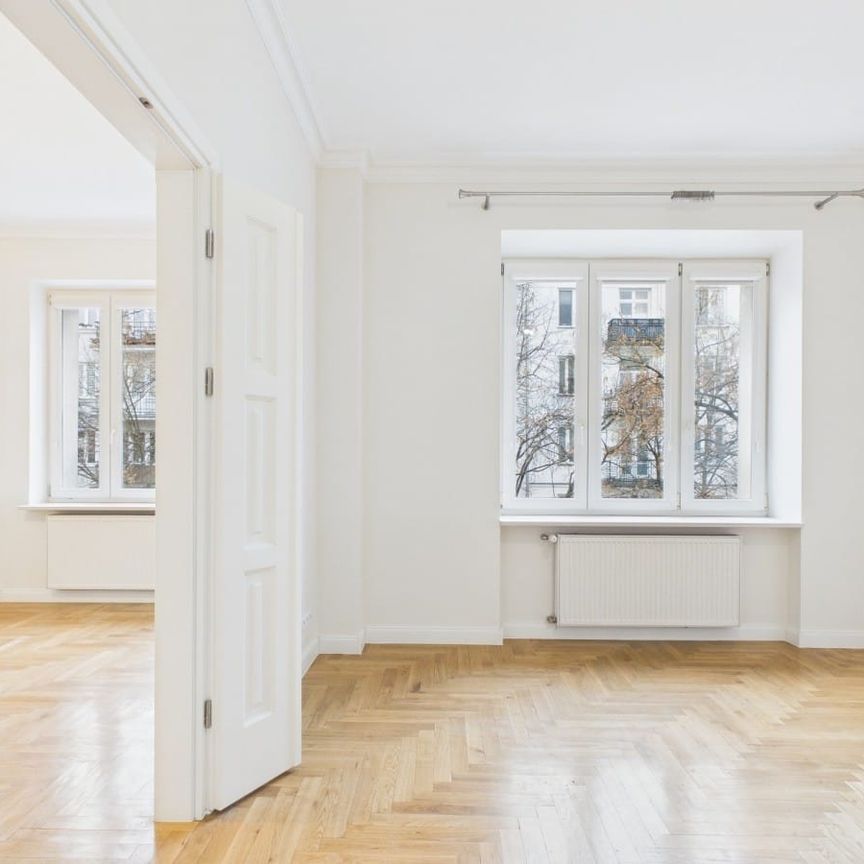 Dwupokojowe, nieumeblowane mieszkanie w kamienicy 55.5 m² - Фото 1