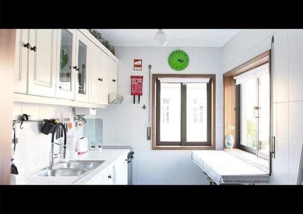 Quarto numa regiao central de Aveiro
