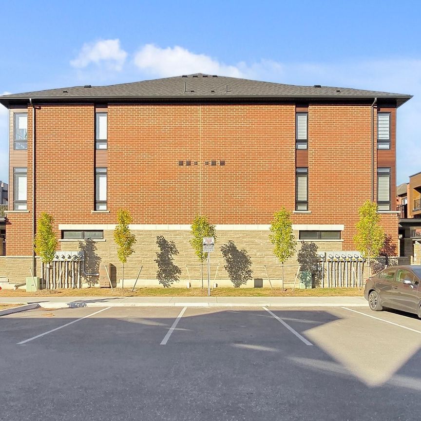 For Lease - 513 Littlewood Lane, Ajax, Ontario - Photo 1