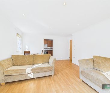 Copthorne Common Road, Copthorne - Photo 3