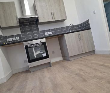 1 bedroom property to rent - Photo 4