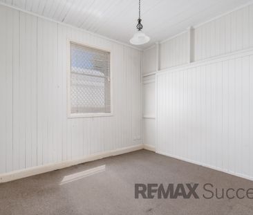 111 Mort Street, Toowoomba City QLD 4350 - House For Rent | Domain - Photo 2