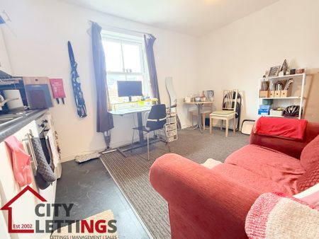 1 Bedroom Flat - Photo 4