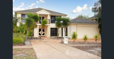 Sanctuary lakes oasis awaits you! - Photo 3