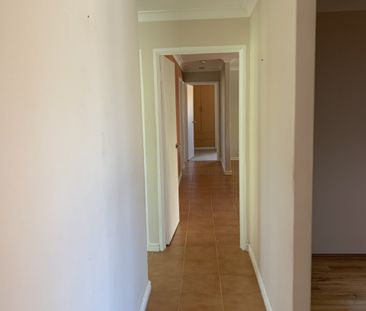 Charming 4x1 Home in Sought-After Craigie � Get in Quick! - Photo 4