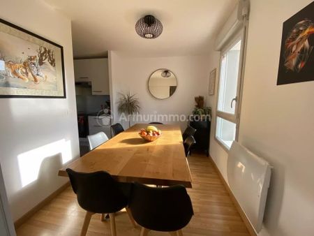 Location Maison 5 pièces 86 m2 à Saint-Pierre-des-Corps - Photo 2