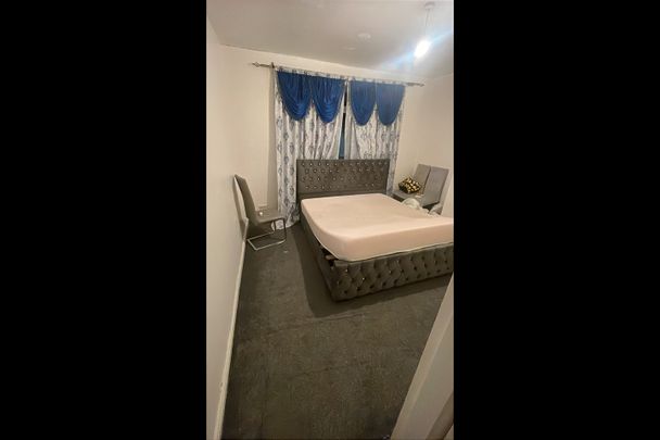 1 Bed Terraced House, Popple St, S4 - Photo 1