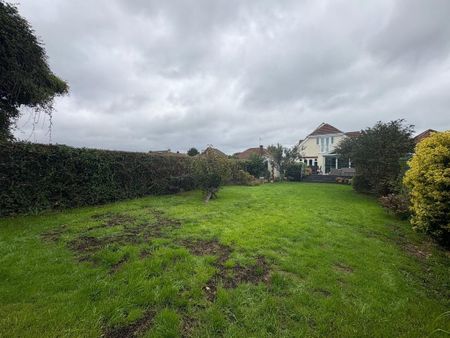 4 bedroom detached house to rent - Photo 4