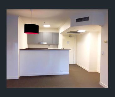 Residences @ 333 Exhibition St – Furnished 2 Bedroom Apartment - Photo 6