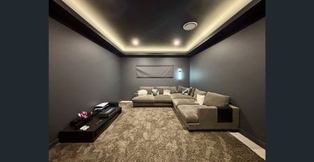 Beautifully designed family home, just a 5 minute walk to Riverbank Public School and The Ponds High - Photo 2