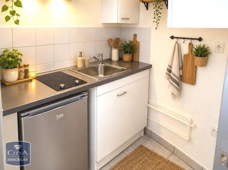 Location Appartement 2 pièces 30m² CARPENTRAS 84200 - Photo 3