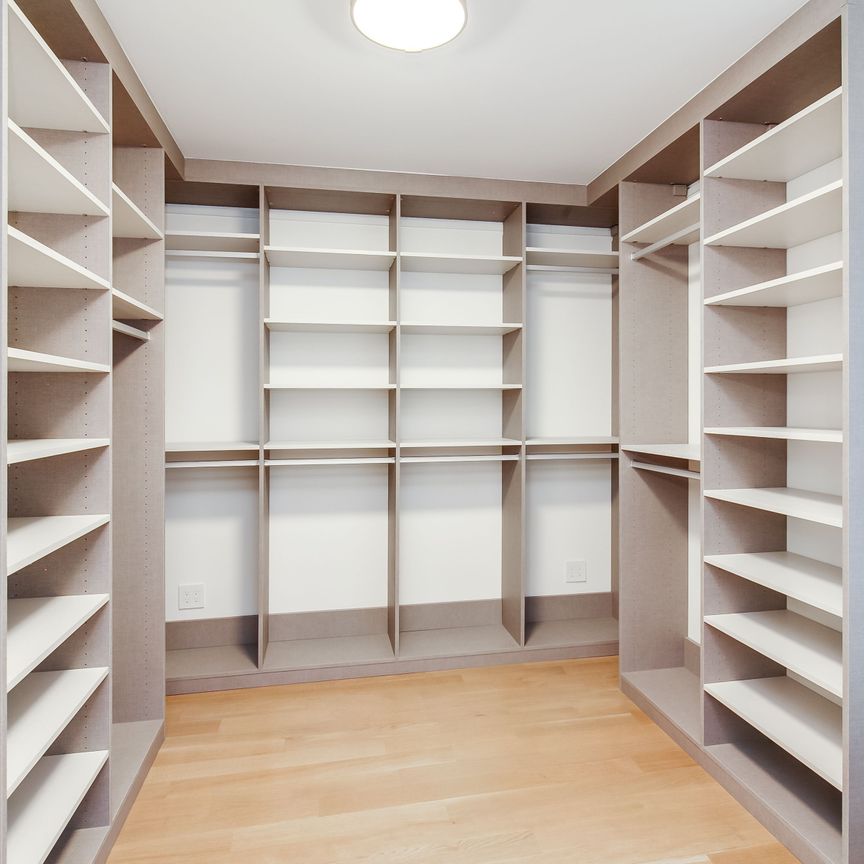 For Lease - 126 Hudson Drive, Toronto, Ontario - Photo 1