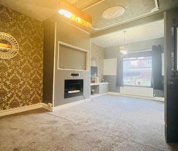 4 bedroom terraced house to rent - Photo 2