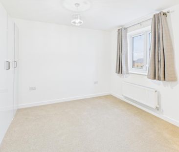 2 bedroom end of terrace house to rent - Photo 1